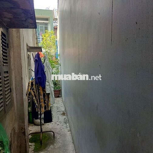 Bán nhà mt đường Lê Quang Sung Q6