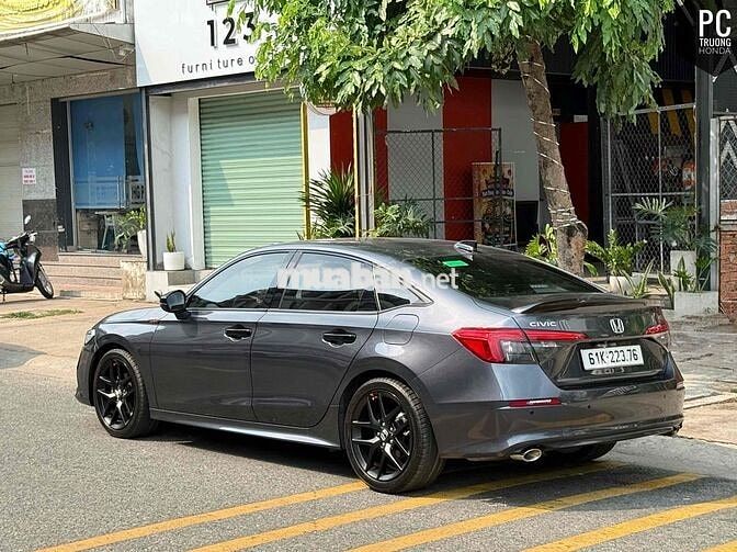 CIVIC RS 2023 SIÊU MỚI, ODO: 10.000KM, SƠN ZIN 98%