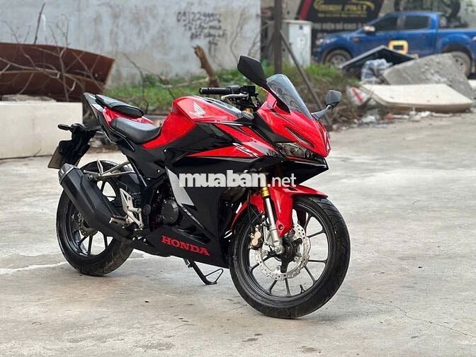 Honda CBR150R Đỏ đen