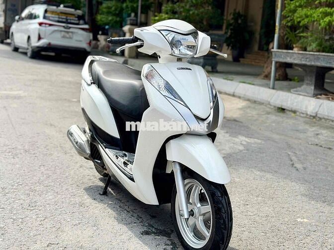 Honda Lead 2014 màu Trắng