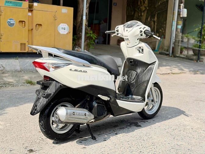 Honda Lead 2014 màu Trắng