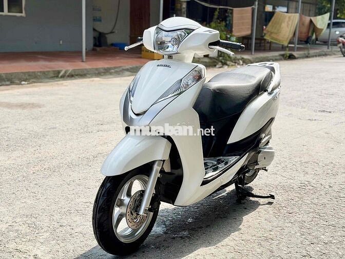 Honda Lead 2014 màu Trắng
