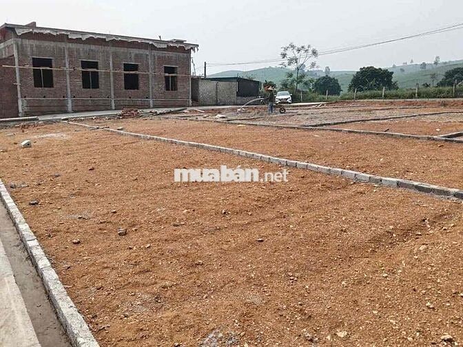 đất sổ riêng thổ cư thạch quảng ngay trung tâm