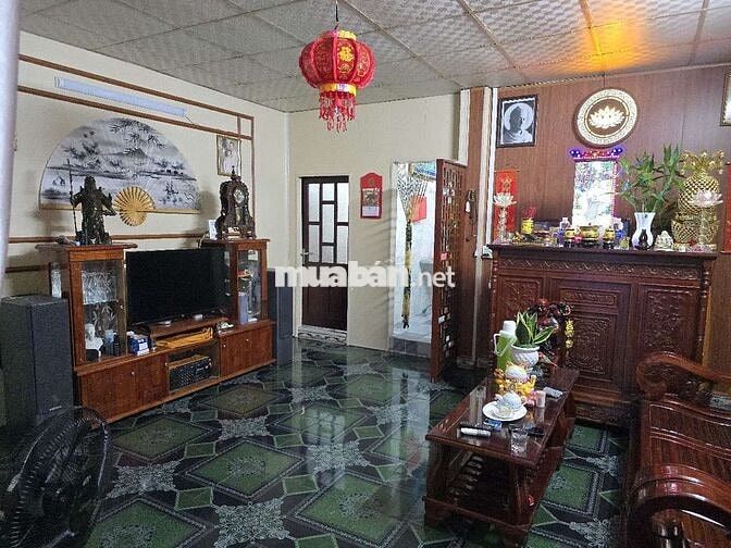 CẦN BÁN NHÀ CẤP 4 SÂN VƯỜN 91,70M2 NGAY TRUNG TÂM THÀNH PHỐ