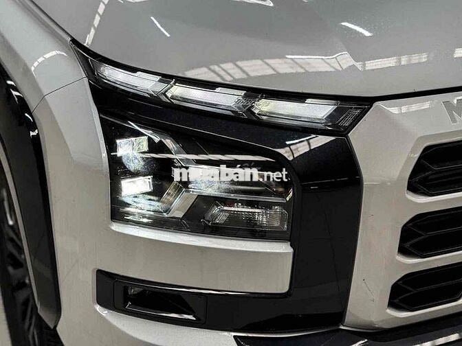 Mitsubishi Triton Athlete 4x4 2025 Mới 100% Trắng