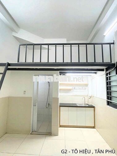 PHÒNG CÓ GÁC CAO 1m7 SẴN MÁY LẠNH CAM KẾT Y HÌNH ĐÚNG GIÁ ĐĂNG
