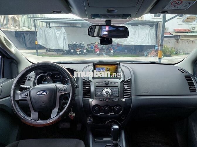 Cần bán Ford Ranger XLS AT 2016, 1 cầu số tự động