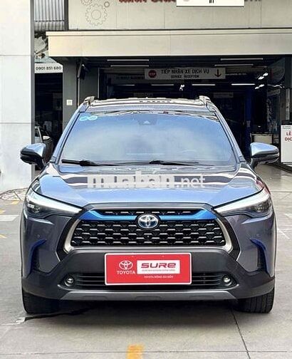 Toyota Cross 2022 Hybrid giá còn giảm