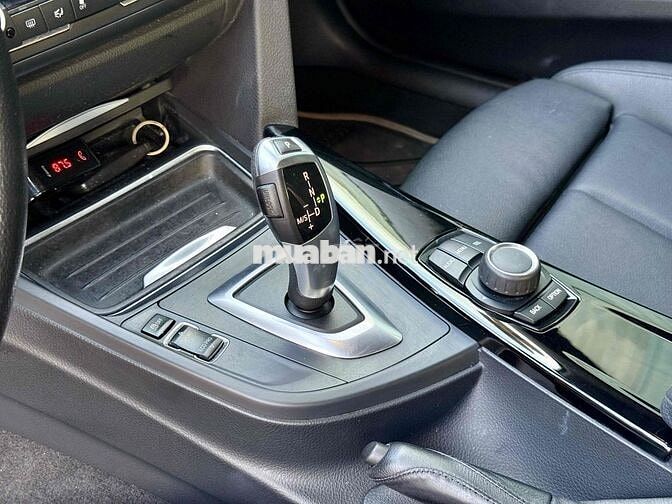 BMW 320i 2013 Sport Đỏ 7v xịn
