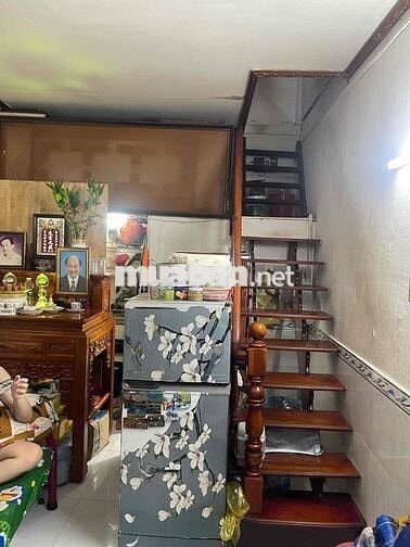 nhà cho thuê đường hoàng diệu F4Q4