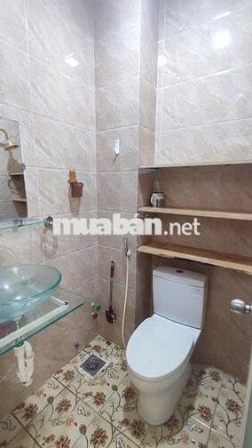 Phòng trọ Quận 4 - Nội thất cơ bản