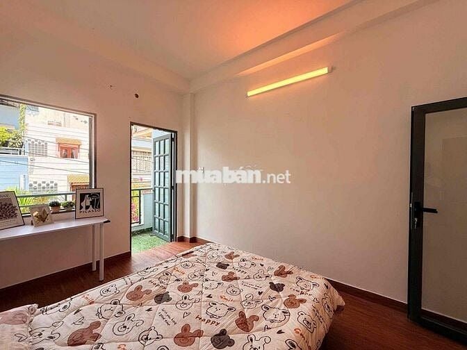 Cho Thuê 1PN 45m2 ban công full nội thất gần VH mall, CV, mới 100%