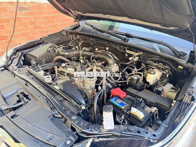 Toyota Fortuner 2017 2.7V AT Xám