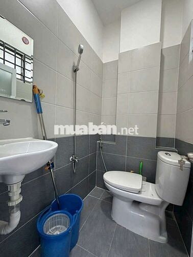 cho thuê nhà mặt tiền đg.trường chinh.p12.tân bình