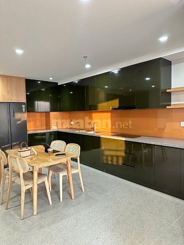 Cho thuê căn hộ cao cấp Q7, 2pn 2wc full nội thất, giá 28 triệu