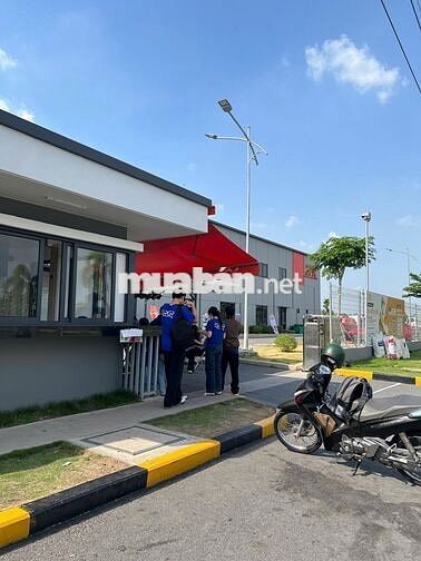 TUYỂN N.A.M/N.Ữ  LÀM KHO S.HOPEE KCN ĐỒNG AN 2 