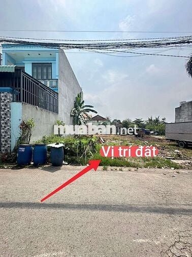 Cần bán đất thổ cư, tổng 3 lô liền kề, kết nối KCN ở Bình Dương