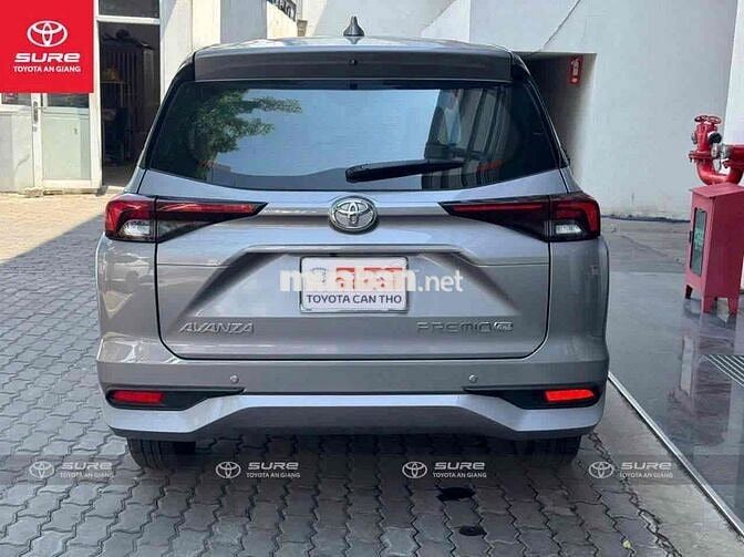 Toyota Avanza Premio 2024 1.5G Bạc