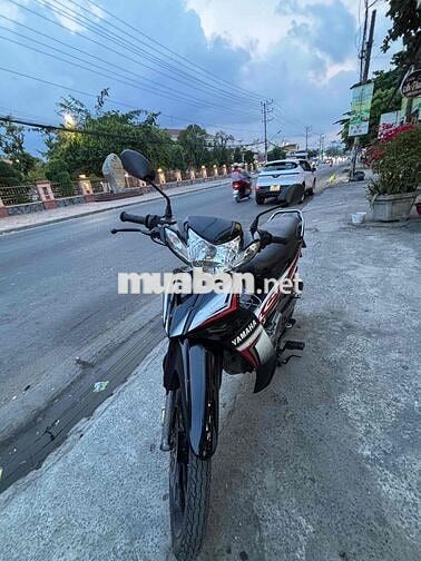 Yamaha Sirius RC Đen trắng đỏ