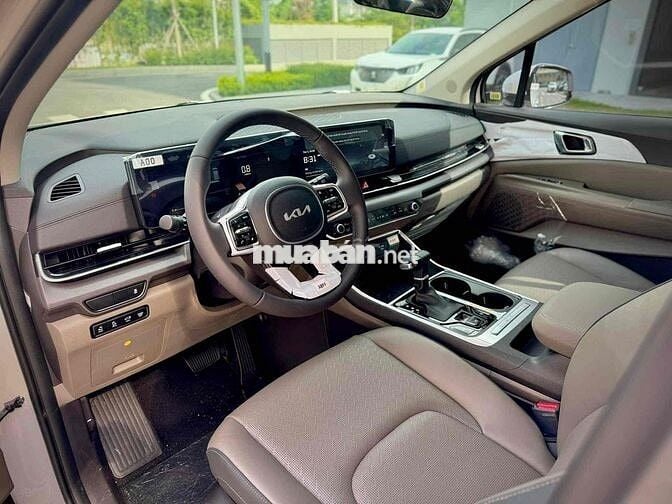 T5 CARNIVAL LUXURY 2025 mới 100% giảm thẳng 104tr