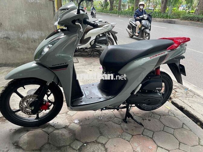 Honda Vision 2025 Xám 399 km