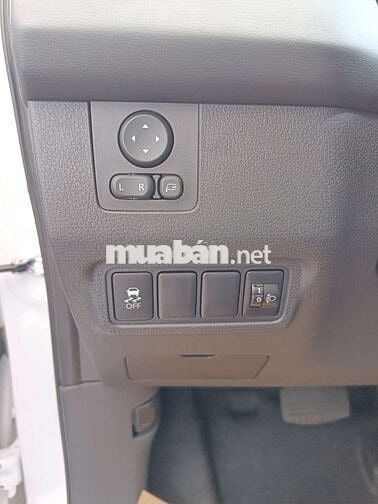 Mitsubishi Xpander Premium Trắng