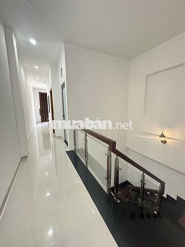 Nhà mặt tiền vừa kinh doanh vừa ở vừa đầu tư sinh lời