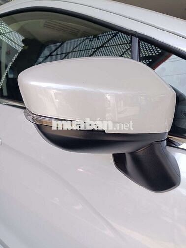 Mitsubishi Xpander Premium Trắng