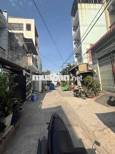 nhà thuê Bùi tư toàn an lạc bình Tân DT80m giá 7tr