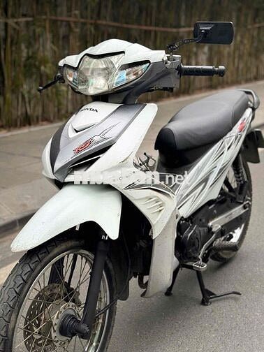 Honda Wave RSX màu Trắng máy zin chạy bốc