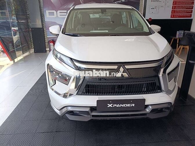 Mitsubishi Xpander Premium Trắng