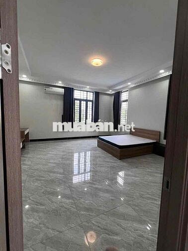 Cho Thuê Biệt Thự 4Phòng Ngủ Gần Trung Tâm Thành Phố Mới Bình Dương