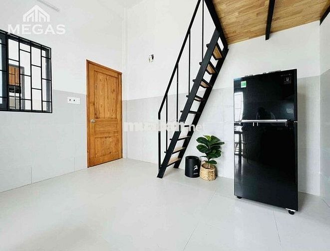 PHÒNG MỚI CÓ GÁC ĐẦY ĐỦ NỘI THẤT NGAY CẦU NGUYỄN VĂN CỪ