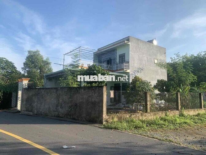 Bán nhà trên đất 259m2, có 150m2 thổ cư tại Vĩnh Tân, TP Tân Uyên