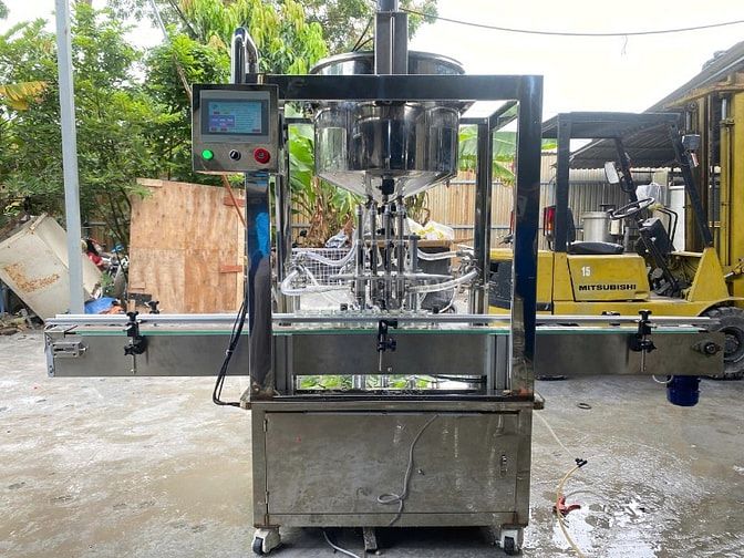 ⚙️ MÁY CHIẾT RÓT 4 VÒI TỰ ĐỘNG – GIẢI PHÁP TỐI ƯU NĂNG SUẤT CHIẾT RÓT 