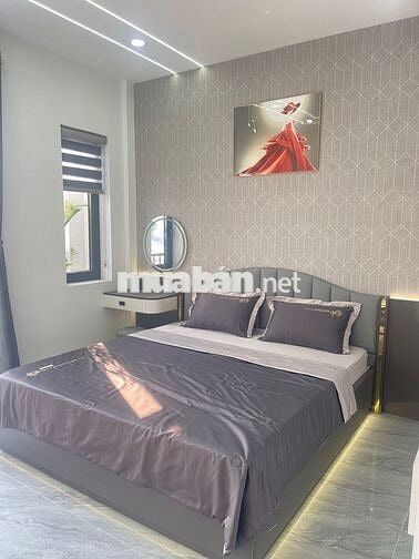NHÀ PHỐ 5 TẦNG CAO CẤP Q12 – THANG MÁY NHẬP KHẨU – KIẾN TRÚC HIỆN ĐẠI