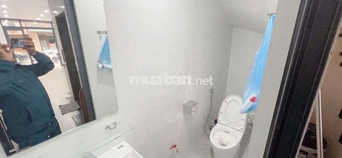 CHO THUÊ NHÀ NGUYÊN CĂN CỔ LINH 45m– THANG MÁY– GIÁ CHỈ 22TR