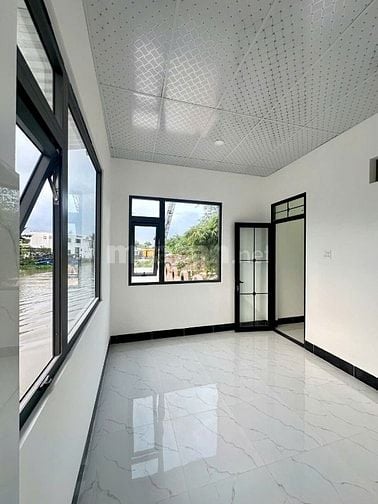 NHÀ CẤP 4 MỚI XÂY CẶP SÔNG CÁI RĂNG 2 GIÁ CHỈ 1 TỶ 980