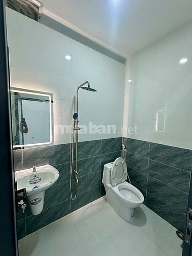 NHÀ CẤP 4 MỚI XÂY CẶP SÔNG CÁI RĂNG 2 GIÁ CHỈ 1 TỶ 980
