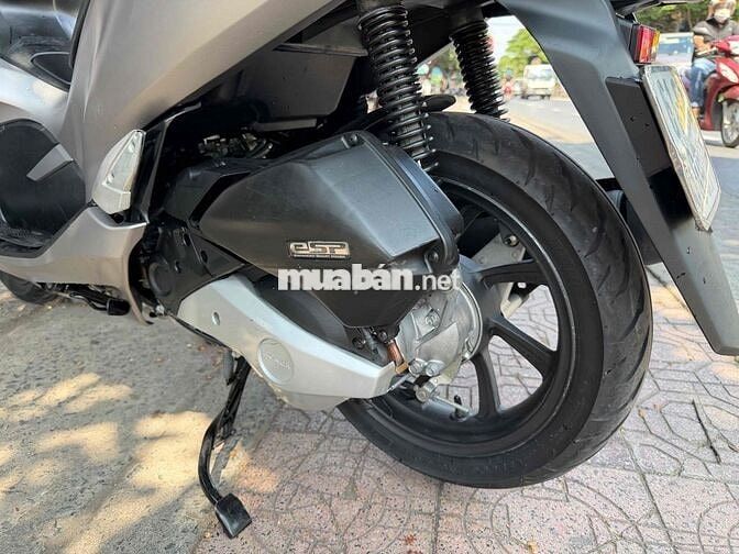 Honda PCX 125 2018 Bạc 9 chủ ký giấy sang tên