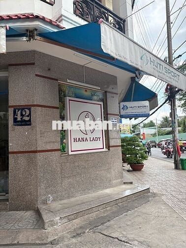 HUTI SPORT TUYỂN NHÂN SỰ 1 NAM GÓI HÀNG