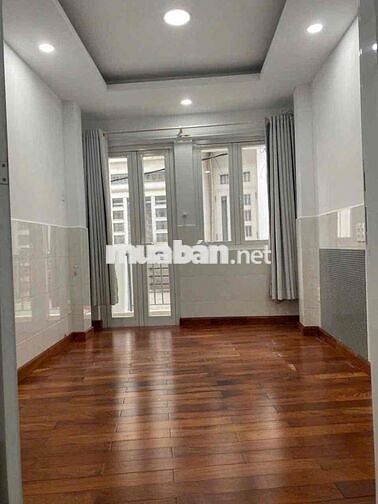 Cho Thuê Nhà Trần Phú Quận 5 - 48M2 3 Tầng 4 PN - 14 Triệu