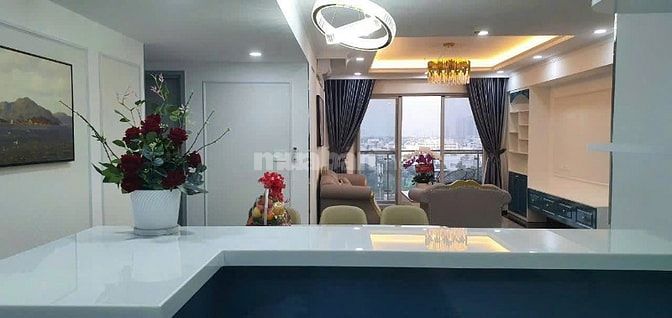Cho thuê căn hộ cao cấp Q7, 2pn 2wc full nội thất, giá 28 triệu