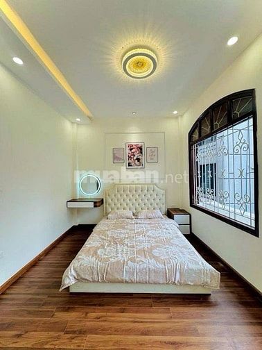 Bán Nhà Trương Định, Hoàng Mai 35m, 4 tầng, mt 4.6m, giá 8.5 tỷ.