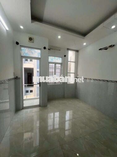 TÀI CHÍNH 6 TỶ NHÀ PHẠM VĂN CHÍ QUẬN 6 P BÌNH TIÊN 4M X 9M HƯỚNG BẮC
