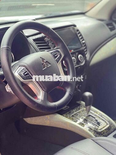 Mitsubishi Triton GLX 2020 Lên Premium full option