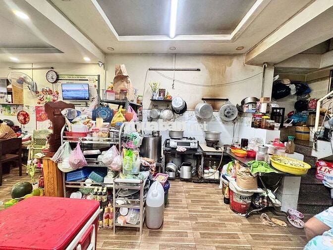 Giảm chào 2 tỷ:-HẺM XE TẢI 6M THÔNG - NGAY CHỢ PHÚ NHUẬN -