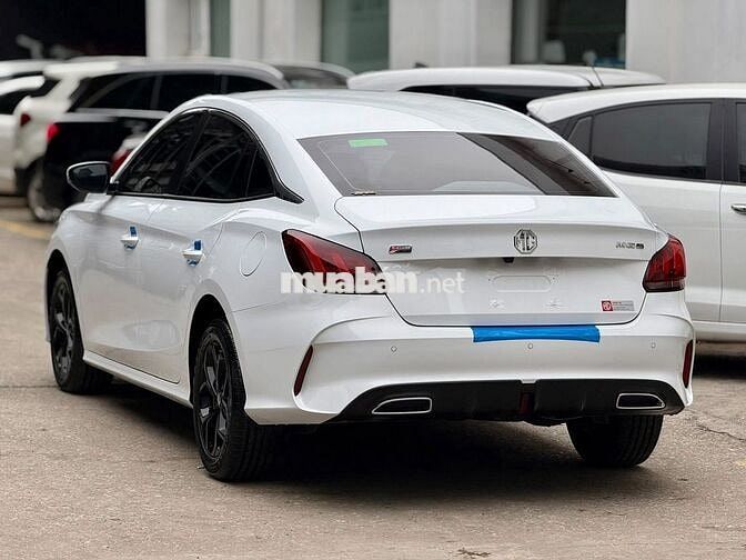 MG5 STD 1.5 AT 2024 Trắng