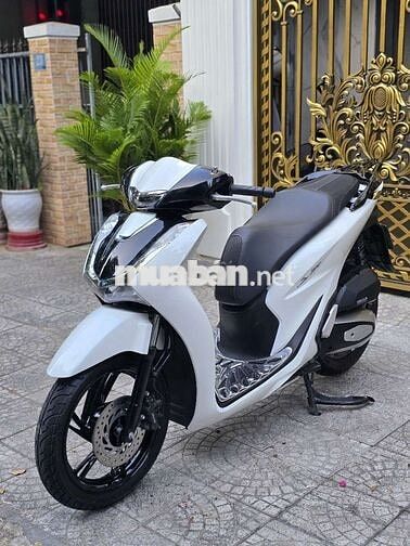 Honda SH Sport Cao cấp Trắng đen