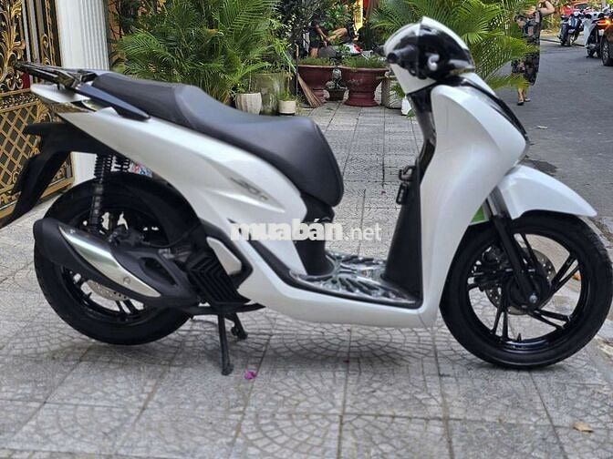 Honda SH Sport Cao cấp Trắng đen